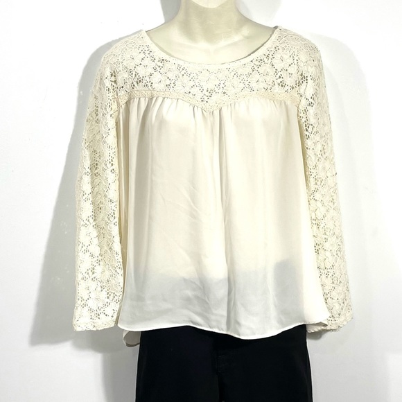 Maurices Tops - Maurices Long Sleeve Lace Crochet Mixed Media Blouse